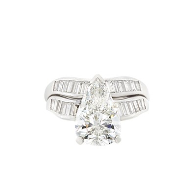 Lot 3280 - Platinum and Diamond Ring