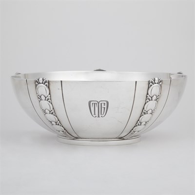 Lot 175 - Tiffany & Co. Sterling Silver Fruit Bowl...