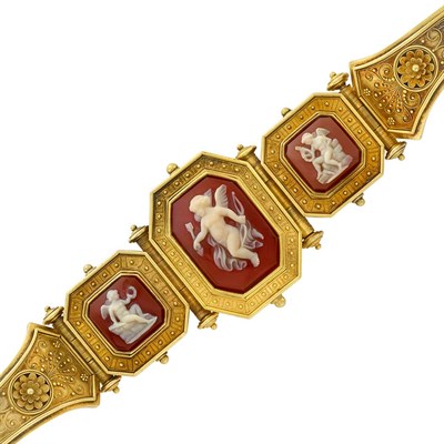 Lot 37 - Archaeological Revival Gold and Hardstone Cameo Bracelet