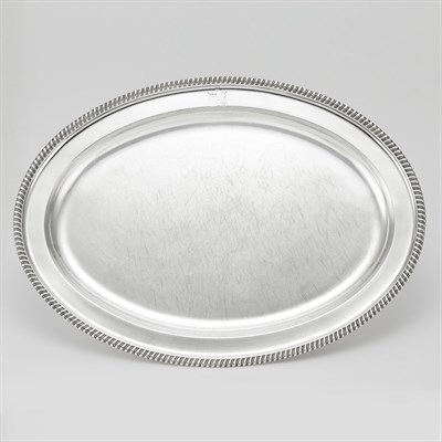 Lot 239 - George III Sterling Silver Meat Platter Robert...