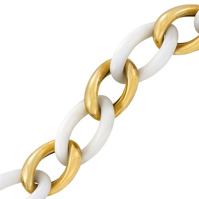 Lot 183 - Gold and White Agate Link Bracelet