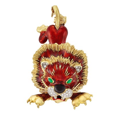 Lot 300 - Gold, Enamel, Diamond and Dyed Green Chalcedony Lion Clip-Brooch, Frascarolo