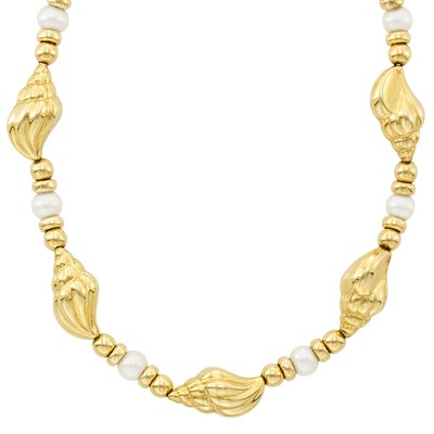 Lot 2 - Gold and Cultured Pearl Necklace