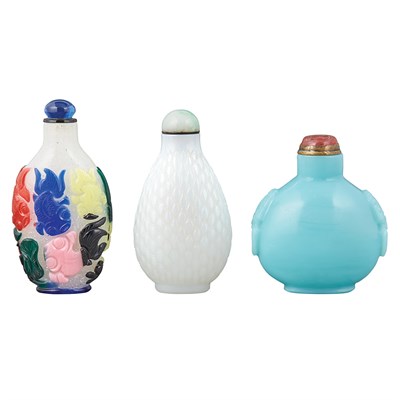 Lot 151 - Chinese Six-Color Overlay Glass Snuff Bottle...