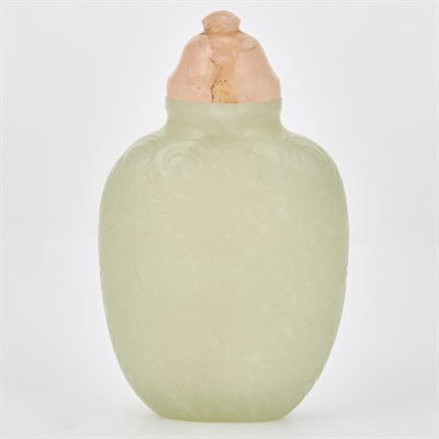 Lot 176 - Chinese White Jade Snuff Bottle 19th Century...