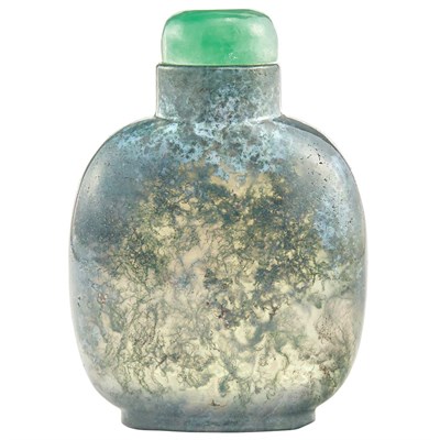 Lot 129 - Chinese Moss Agate Snuff Bottle Qing Dynasty...