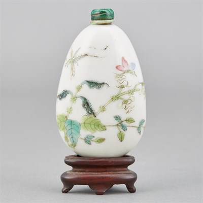 Lot 141 - Chinese Famille Rose Enamel Porcelain Snuff...