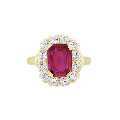 Lot 434 - Gold, Ruby and Diamond Ring