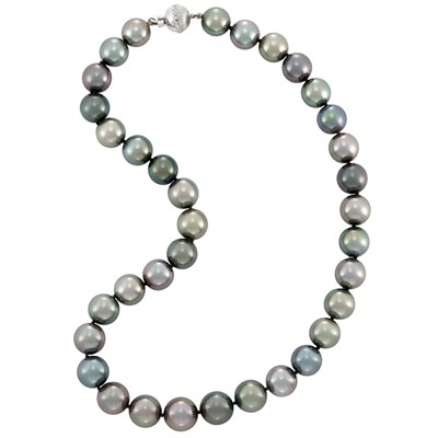 Lot 217 - Tahitian Gray Cultured Pearl Necklace with White Gold and Diamond Clasp
