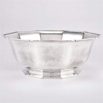 Lot 501 - Tiffany & Co. Sterling Silver Centerpiece Bowl...