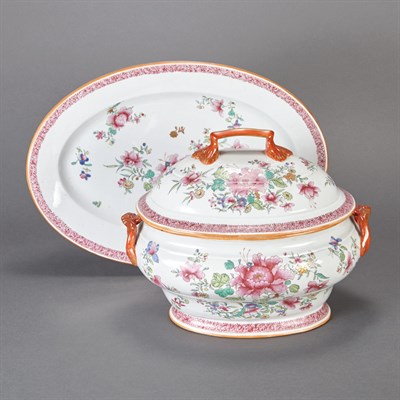 Lot 553 - French Chinese Export Style Porcelain Covered...