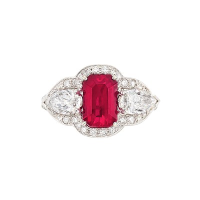 Lot 118 - Platinum, Ruby and Diamond Ring