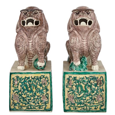 Lot 317 - Pair of Chinese K'ang Hsi Style Porcelain...