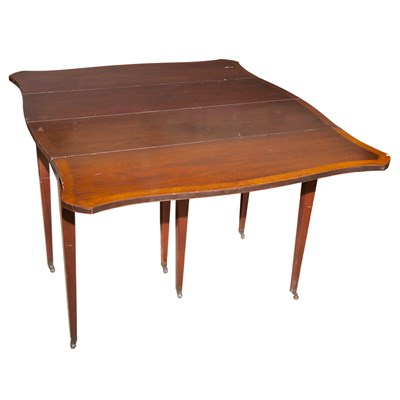 Lot 198 - George III Style Banded Mahogany Pembroke...