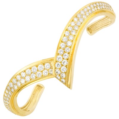 Lot 370 - Gold and Diamond Bangle Bracelet