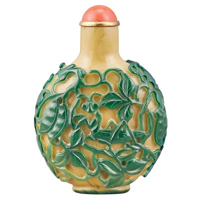 Lot 135 - Chinese Green Overlay Brown Glass Snuff Bottle...
