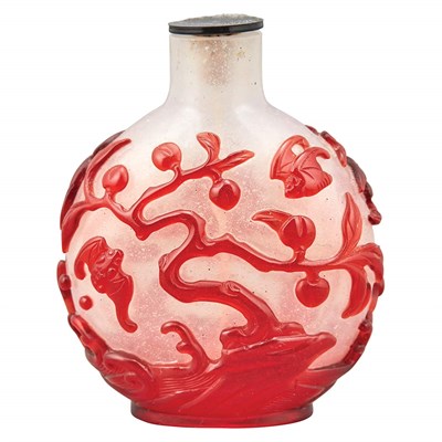Lot 154 - Chinese Red Overlay Glass Snuff Bottle 19th...