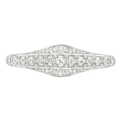 Lot 617 - Platinum and Diamond Brooch