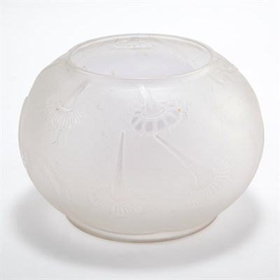 Lot 416 - R. Lalique Molded Glass Du Barry Powder Box No....