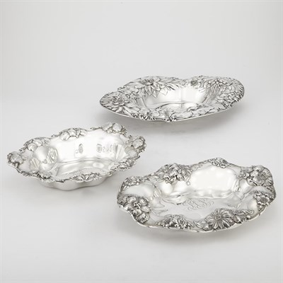 Lot 199 - Three Gorham Sterling Silver Fruit Bowls 20th...
