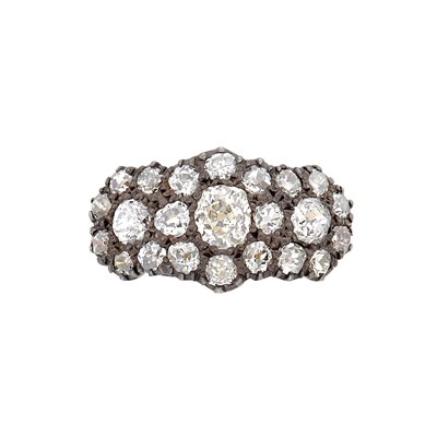 Lot 11 - Antique Silver, Gold and Diamond Ring
