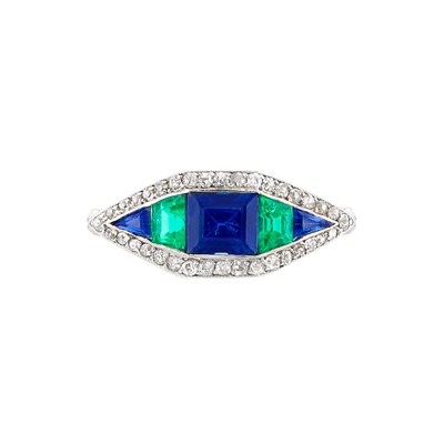 Lot 8 - Art Deco Platinum, Emerald, Sapphire and Diamond Ring