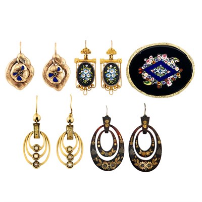 Lot 25 - Group of Antique Jewelry