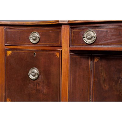Lot 139 - Federal Inlaid Mahogany Serpentine Front...