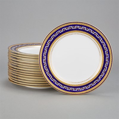 Lot 355 - Set of Fifteen Mintons Gilt Decorated...