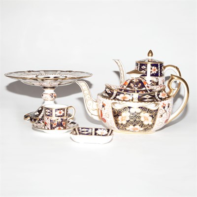 Lot 501 - Royal Crown Derby Porcelain Table Service In...