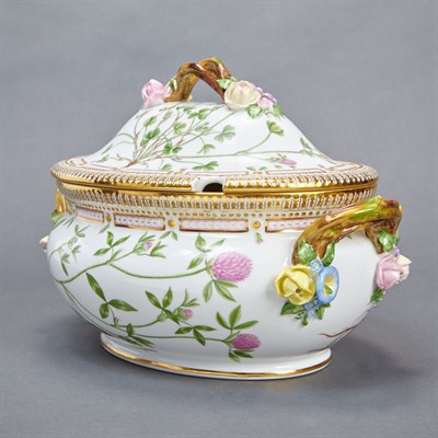 Lot 321 - Royal Copenhagen Flora Danica Porcelain...