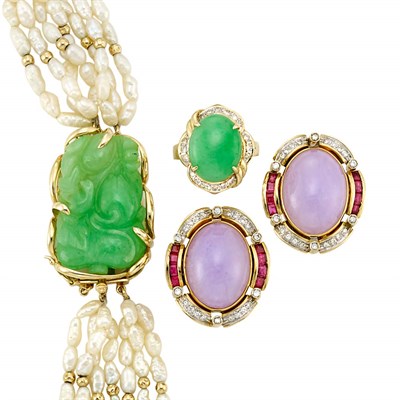 Lot 89 - Multistrand Freshwater Pearl Necklace with Carved Jade Clasp, Jade Ring, and Pair of Lavender Jade Earrings