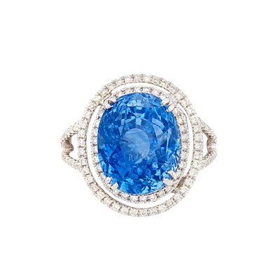 Lot 433 - White Gold, Sapphire and Diamond Ring