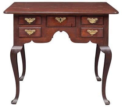 Lot 135 - Queen Anne Style Mahogany Dressing Table...