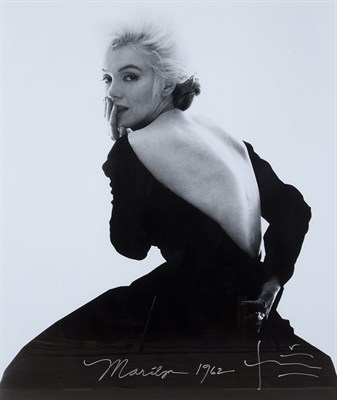 Lot 105 - STERN, BERT (1929-2013) Large format Marilyn...