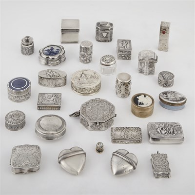 Lot 227 - Group of English, American and Continental...