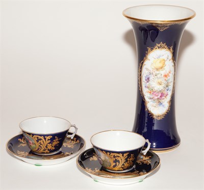 Lot 424 - Meissen Gilt and Polychrome Decorated...