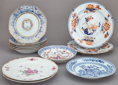 Lot 141 - Group of Chinese Export Porcelain Articles...