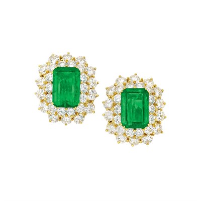 Lot 384 - Pair of Gold, Emerald and Diamond Earclips
