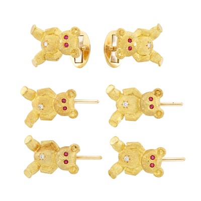 Lot 230 - Gold, Ruby and Diamond Teddy Bear Dress Set