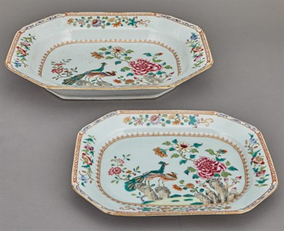 Lot 130 - Chinese Export Porcelain Famille Rose Tureen...