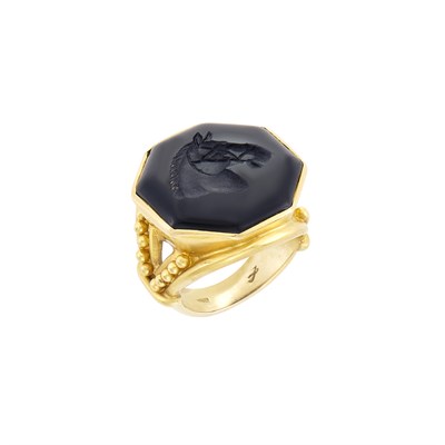 Lot 517 - Gold and Black Onyx Intaglio Ring, Elizabeth Locke