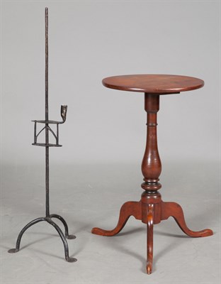 Lot 191 - Queen Anne Cherry Tripod Stand The circular...