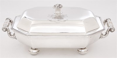 Lot 255 - George III Sterling Silver Covered Entrée Dish...