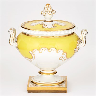 Lot 499 - Flight, Barr & Barr Porcelain Partial Dessert...