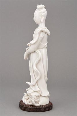 Lot 108 - Chinese Blanc de Chine Figure of Guanyin 19th...