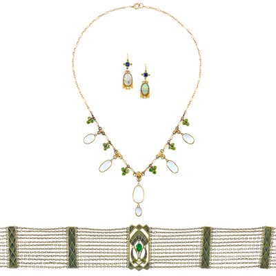 Lot 74 - Group of Period Jewelry