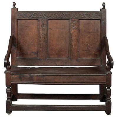 Lot 644 - rEnglish Oak Joined Settle 17th Century The...
