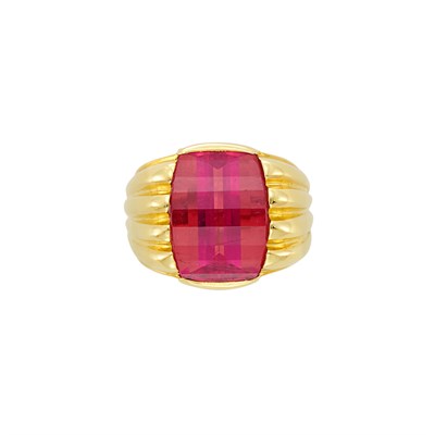 Lot 167 - Gold and Rubellite Ring