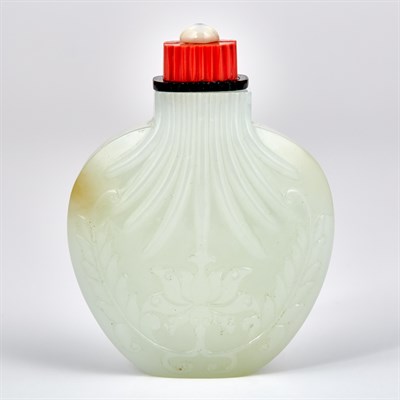 Lot 73 - Chinese White Jade Purse-Form Snuff Bottle...
